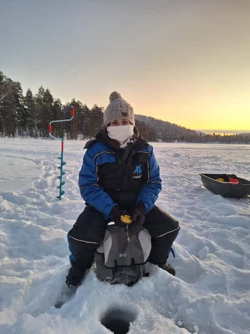 Arctic Fishing & Open Fire Cooking - Drilling Holes (Kairaaminen): The Skill That Changes Everything