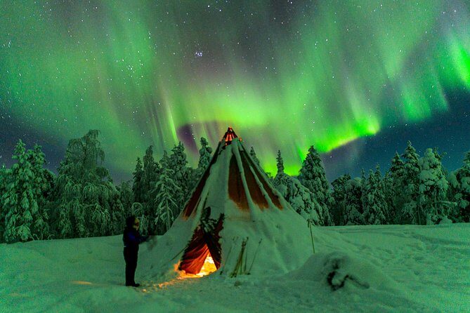 Auroras - Northern Lights Tours by Aurora Experts - Rovaniemi - Why this Rovaniemi aurora hunt works better than city viewing