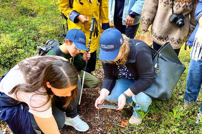 Berry Picking in a National Park - Sustainability in practice: Sustainable Travel Finland label and no-plastic water