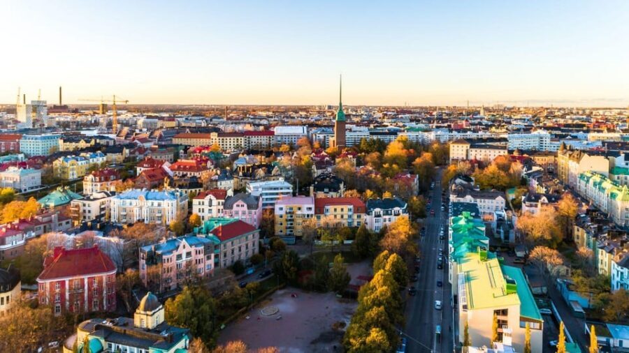 Best of Helsinki: Private Walking Tour with a Local - Senate Square meeting point: your “start here” moment