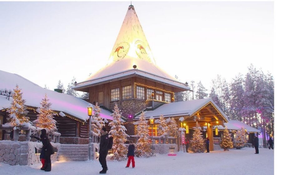 City tour and Santa Claus village visit in Lapland - Arctic Circle line crossing: quick, photogenic, and worth planning for