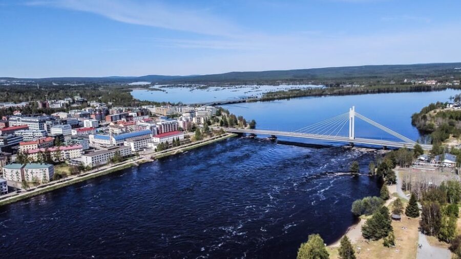 City tour and Santa Claus village visit in Lapland - Timing and what to do before you go