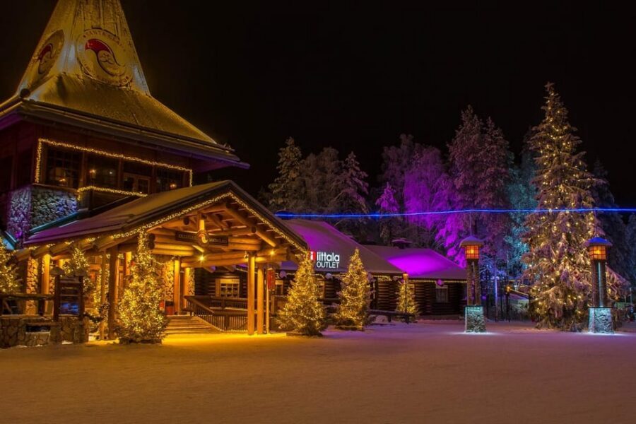 City tour and Santa Claus village visit in Lapland - Meeting point clarity: the Santa Claus hotel is the anchor