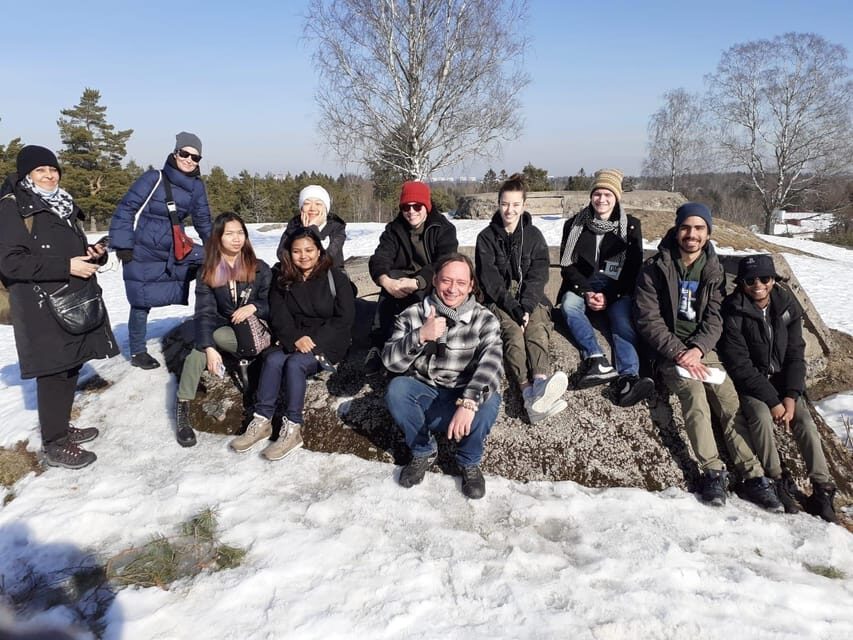Discover the heart of Finland with a local guide. - Market Square to Esplanadi: local flavors and everyday Finland