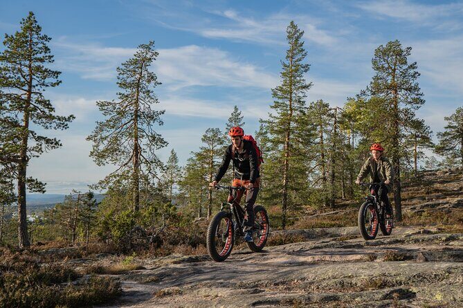 Electric Fatbike Trip to the Reindeer Farm - The Warm Break by the Birch Fire: Coffee, Cookies, and Questions