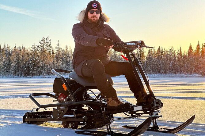 Expedition "INTO THE WILD" Safari and Lunch in Glass Igloo - Pickup in Rovaniemi and your private ride into the quiet