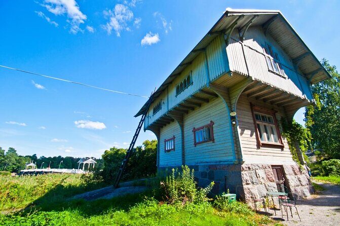 Explore happiest Helsinki: Bike/Ebike: BBQ, Sauna, Forest, &Parks - Starting Out at Angervotie and Settling Into the Right Rhythm