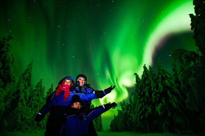 Family-Friendly: Northern Lights Adventure from Rovaniemi - Camera Reality Check: Tripods, Dark Skies, and Your Expectations