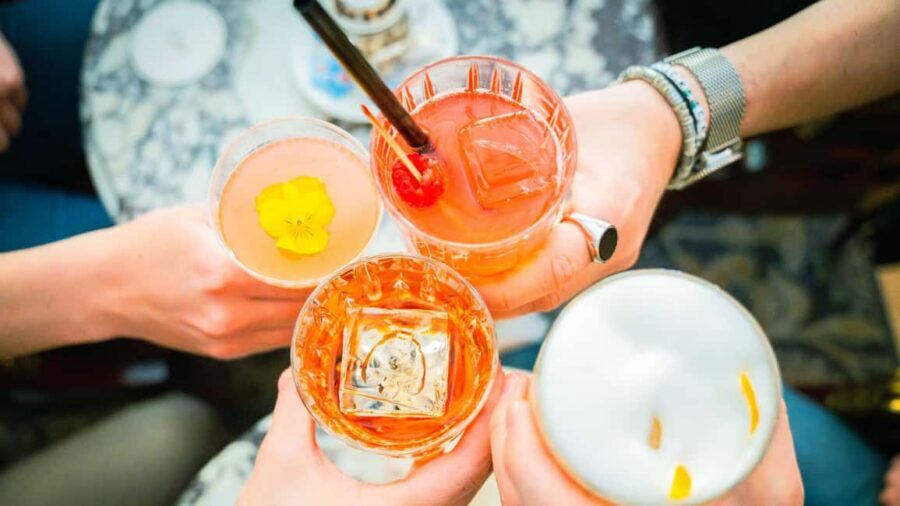 FOOD Tour with Rooftop Bar Visit in Helsinki - Key moments to look forward to