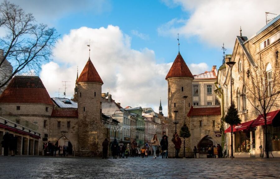 From Helsinki: Guided Day Trip to Tallinn by Ferry & VIP Car - Pickup in the Helsinki Region and the Ferry Start