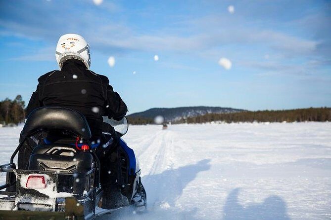 From Ivalo: Ice Fishing Safari to Lake Inari, reindeers & lunch - Where Ivalo meets Lake Inari’s 3,000 islands
