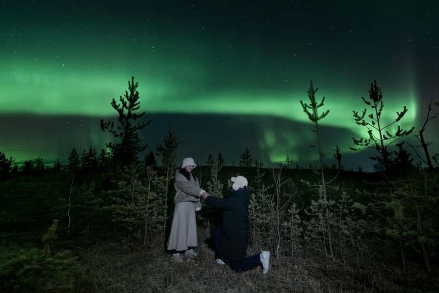 From Rovaniemi: Aurora Borealis Hunting with Photos & Videos - Warmth and gear: what’s included, what costs extra, and what to pack
