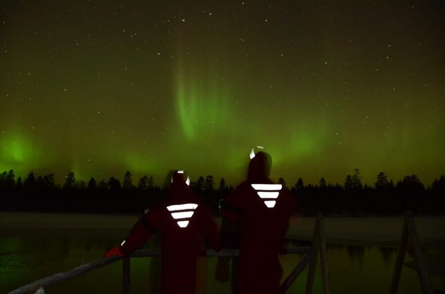 From Rovaniemi: Ice Floating under Aurora Borealis - Ice Floating in Rovaniemi: what your 3 hours are really like
