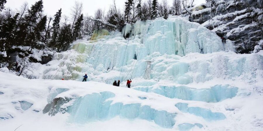 From Rovaniemi: Korouoma Frozen Waterfalls Small-Group Hike - The 5 km hike: snowwalking you can actually manage