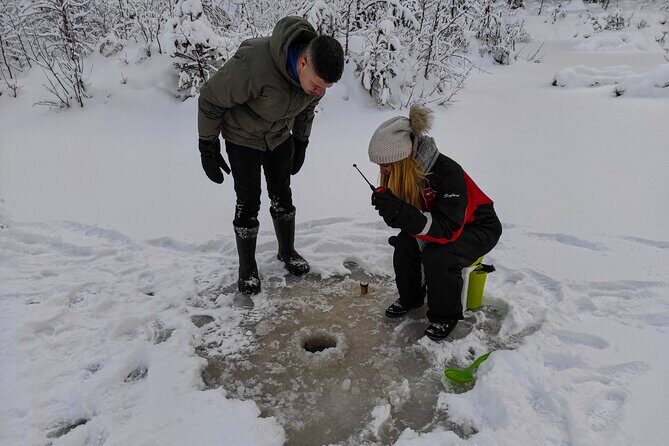 Half-Day Husky Safari and Salmon Ice Fishing Experience - The Salmon Catch: How Luck, Patience, and Your Handling Matter