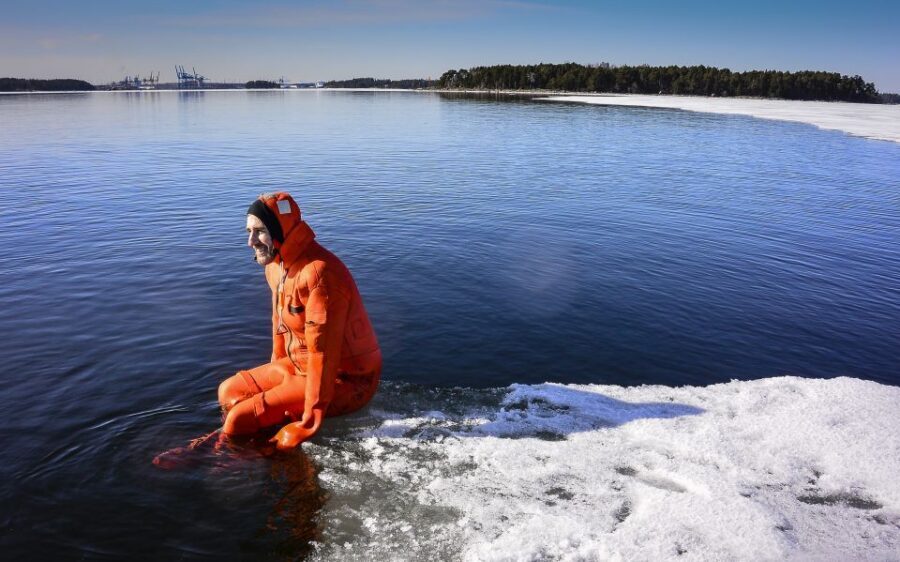 Helsinki: Arctic Ice Experience with Lunch - The Empty Archipelago Drive: Seals, Eagles, and Winter Silence