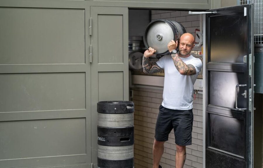 Helsinki: Brewery Tour at Mad Hopper Brewing Company - Asking questions during the tour: how to get more value from your guide