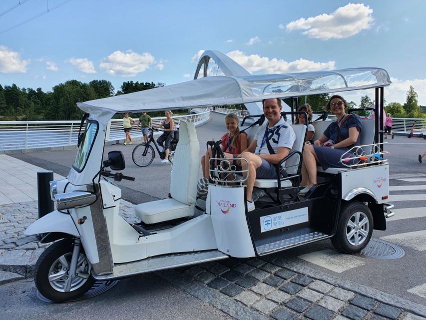 Helsinki City: 2.5-Hour City Tour with Electric TukTuk - Key things you’ll notice on this Helsinki electric tuk-tuk tour