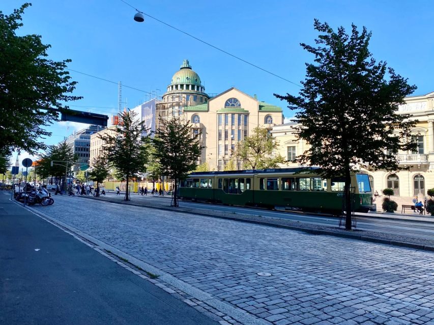 Helsinki: City Highlights and Suomenlinna Eco-Friendly Tour - Helsinki’s cathedrals and Esplanadi Park: architecture plus breathing room