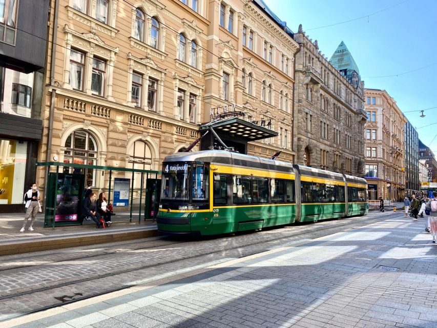 Helsinki: City Highlights and Suomenlinna Eco-Friendly Tour - Suomenlinna by ferry: a sea-fortress day with real-world timing