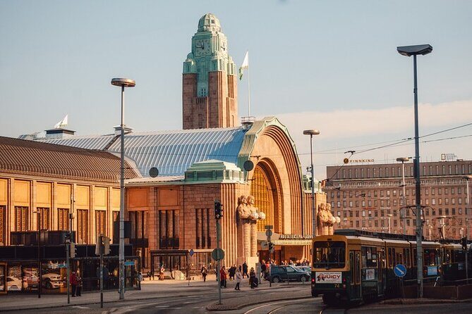 Helsinki Highlight: Visit The Most Popular Spots by Eco-Friendly Transportation - Timing and group size: plan for short stops, not slow travel