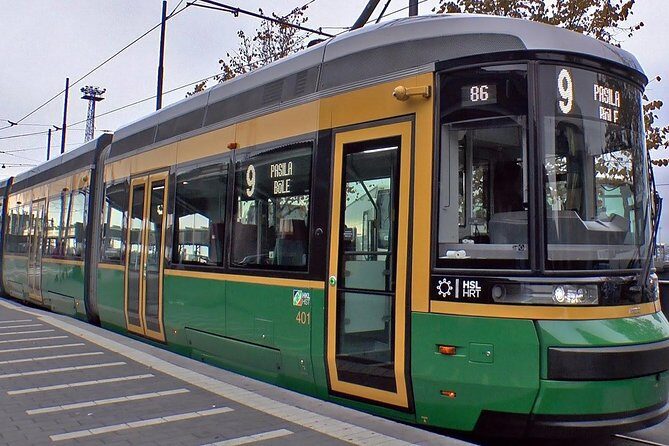 Helsinki Highlights Tour By Tram And Walking - Getting started at Senaatintori and the 3-hour pace