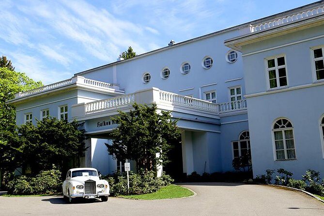 Helsinki Private Sightseeing + Medieval Town Porvoo - Kauppatori Market Square: Finland’s everyday port-of-call