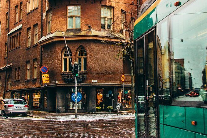 Helsinki tram tour with a city planner - Meeting point and the rhythm of a 10:00 departure