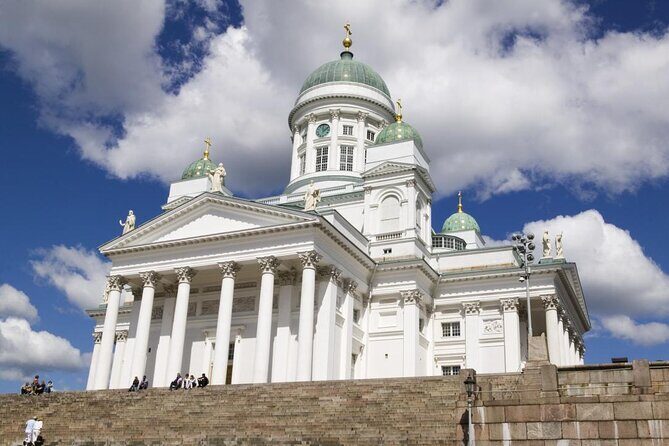 Helsinki Walking Tour at Helsinki Architecture - Start at Kluuvikatu and get your bearings fast