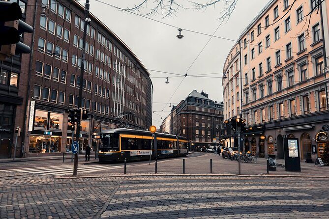 Helsinki Walking Tour at Helsinki Architecture - Rautatalo and the feel of modern milestones