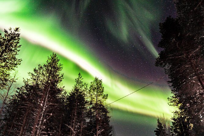Hunting Northern Lights by Snowmobiles - Quick highlights before you go