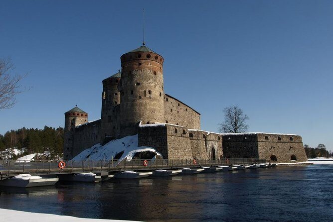 Ice-Floating Experience in Savonlinna - Where Olavinlinna Castle Looks Different: Floating on the Lake