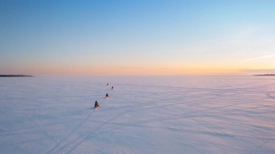 Kemi-Tornio: Ice Fishing Safari with Snowmobiles - The snowmobile ride over frozen Bothnian Bay