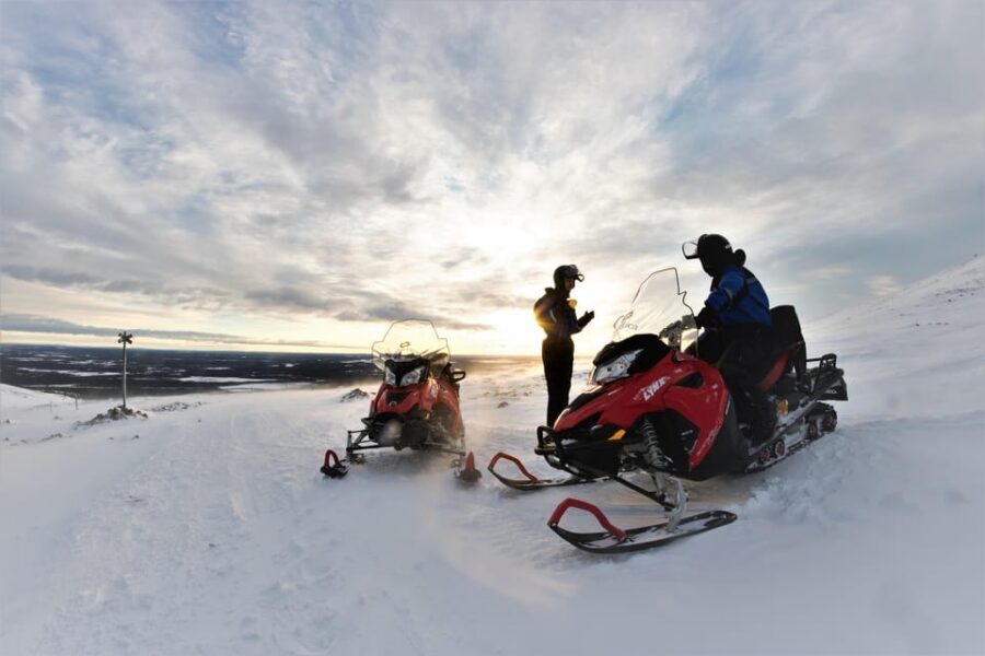 King of Ylläs: Snowmobiling to the Hill - How Cold Might Affect Your Comfort (and What to Wear)