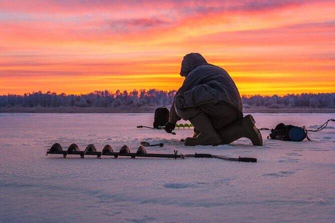 Lapland Ice Fishing Experience from Rovaniemi - The Cookout on the Ice: Hot Drinks, Campfire Heat, and Lappish Flavor