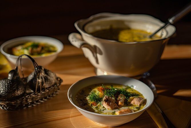 Lappish Cooking Master Class - The one-hour cooking session: learning salmon creamy soup step by step