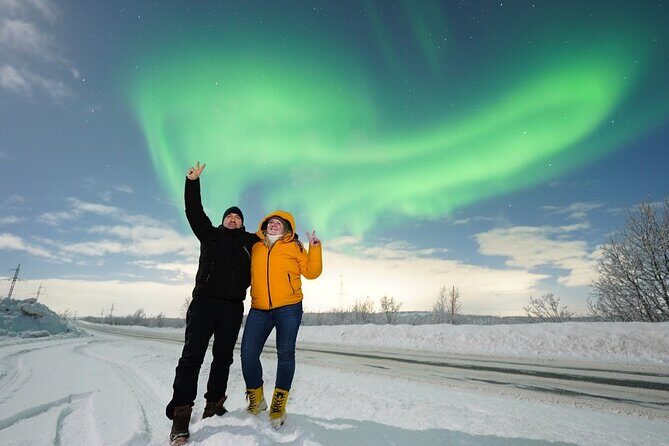 Levi: Aurora Borealis Tour and Stargazing Experience - Köngäs Stop: The Calm Before the Lights