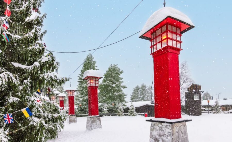 Levi: Day Trip to Santa Claus Village with Lunch - Santa Claus Village time: shopping, photos, and a real sense of place