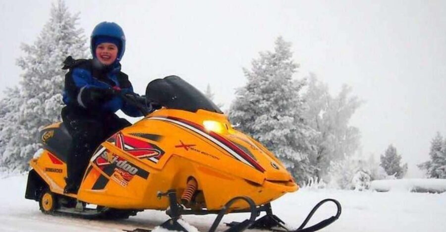Levi: Lapland Family Snowmobile Safari - Safety briefing that sets the tone for confident riding
