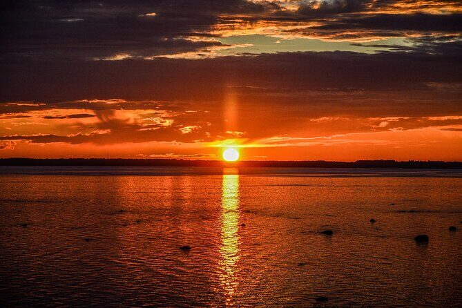 Midnight Sun Floating Experience in Forest Lake - Who should book this midnight sun Forest Lake float (and who should pause)