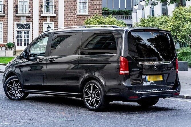 Minivan Departure Transfer Helsinki City to Helsinki Airport HEL - What’s included when you’re paying per person (and why it can be good value)