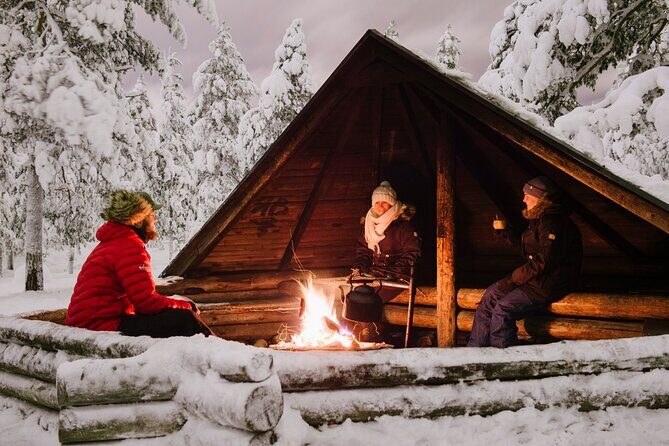 Northern Lights Hunt Including Snacks on Campfire from Rovaniemi - Getting picked up in Rovaniemi and how the timing works