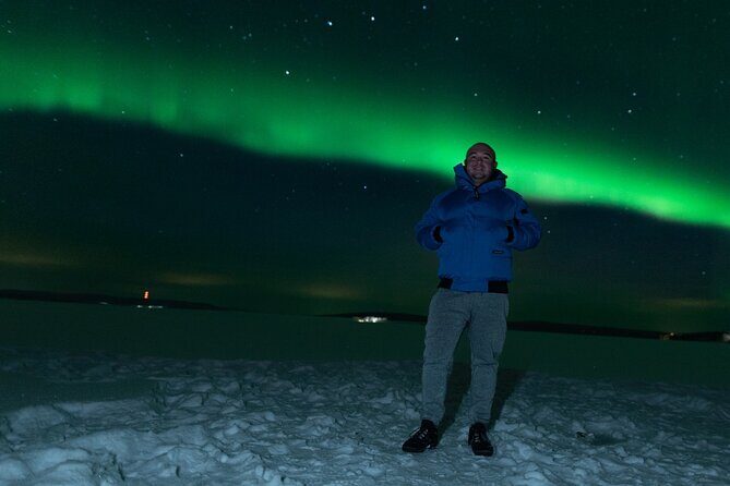 Northern Lights Rovaniemi: Guaranteed Tour with Local Guide - Your Photographer and the 48-Hour Photo Delivery