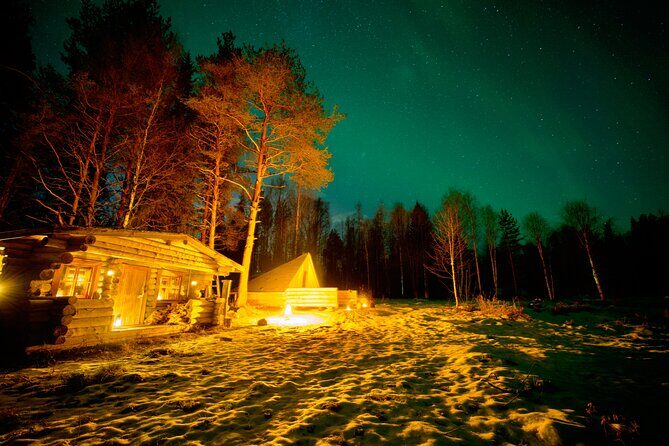 Northern Lights Tour in Atmospheric Cottage - Who should book this atmospheric cottage Northern Lights tour