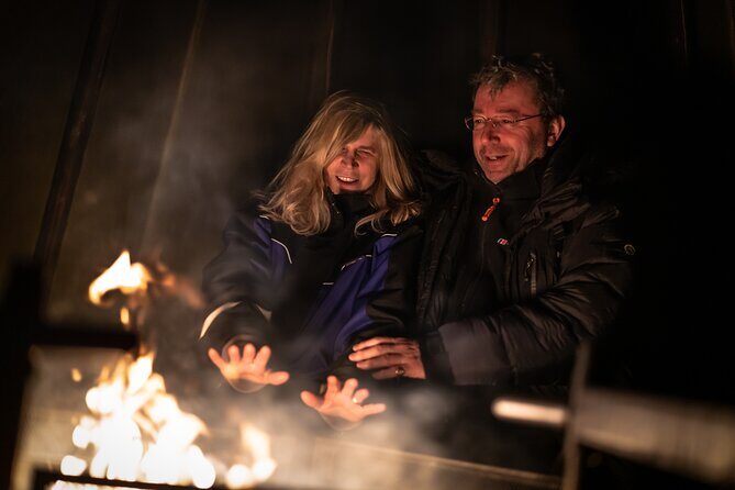 Northern lights tour to Lake Inari from Ivalo, Reindeers & Dinner - The island visit: open fire warmth and a more local rhythm