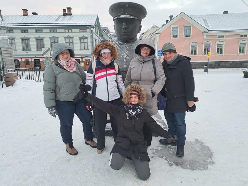 Oulu: City Tour - The Water Makes Oulu Oulu: River and Sea Views on the Walk