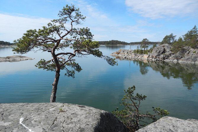 Private Boat Excursion into The Archipelago of Tammisaari - What to bring for a comfortable boat ride