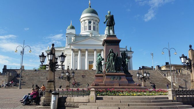 Private Culinary and Culture Tour in Helsinki - Walking to Lunch: How the Route Builds a Food Story