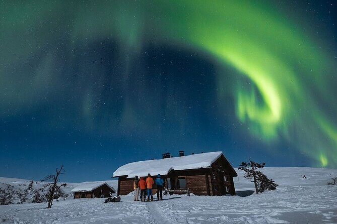 Private Group: Northern Lights Hunt 4x4 SUV with Aurora guarantee - Should you book this Northern Lights 4x4 hunt with an Aurora guarantee?