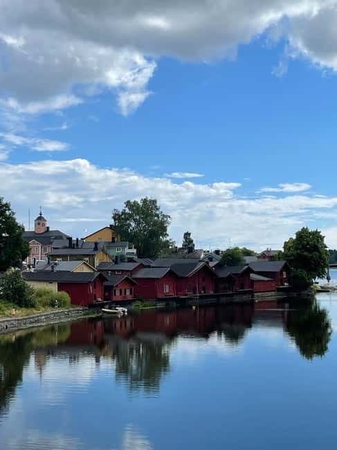 Private Medieval Porvoo by Car from Helsinki - Handicraft souvenirs: small shops, real people, easy browsing